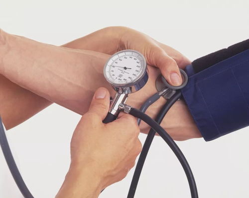 守護(hù)生命防線 中老年人居家預(yù)防中風(fēng)，從用好血壓計(jì)開(kāi)始